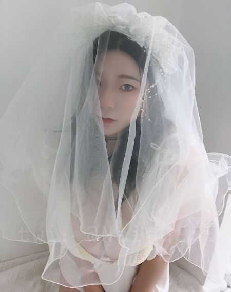 亚洲女大战两黑吊-影音资源国语版全集
