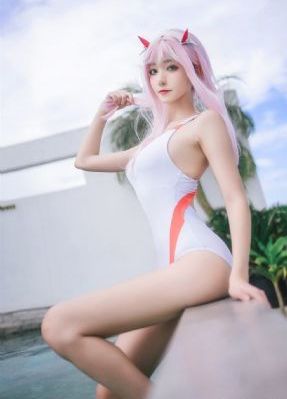 脱了美女的内裤打屁股视频-无水印完整视频观看